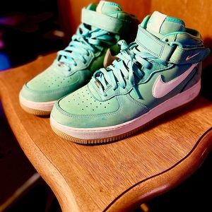 Men’s Nike Air Force 1 Mid Washed Teal